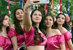 Edirne'de Kakava ve Hıdrellez Şenlikleri renkli görüntülerle başladı