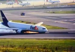 İstanbul Havalimanı'nda uçak gövdesi üstü indi