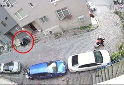 Beyoğlu’nda park halindeki motosiklet böyle çalındı