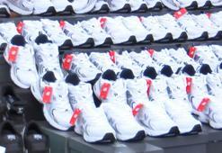 İstanbul’da alışveriş sitelerinde satılan 85 bin sahte ayakkabı ele geçirildi