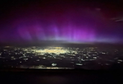 Türk pilotları kuzey ışıklarını havadan görüntüledi