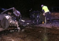 Virajı alamayan otomobil, karşıdan gelen cipe çarptı; 7 yaralı