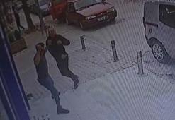 İki grup arasında çıkan bıçaklı ve sopalı kavga kamerada