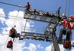 JAK timleri teleferik kazasında mahsur kalanları 2 dakikada tahliye edilebilir hale getirmiş