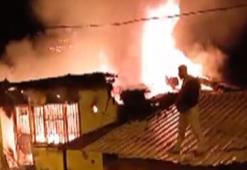 Prizde unutulan şarj aleti yangına sebep oldu; panik anları kamerada