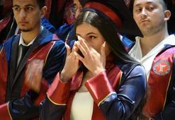 Fakülte birincisi depremzede Seyran'ı mezuniyetinde duygulandıran sürpriz