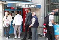 Çılgın Sayısal Loto 300 milyon TL’yi aştı vatandaşlar soluğu bayide aldı
