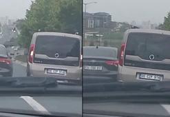 Başakşehir TEM'de makas atan sürücülerin tehlikeli inatlaşması