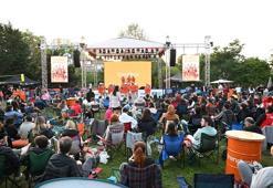 Filenin Sultanları'nı dev ekranda 10 bin kişi izledi