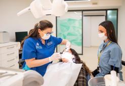 Uzmanı bilinçsiz diş beyazlatma işlemine karşı uyardı