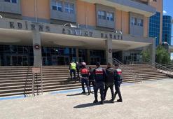 Yunanistan'a kaçmak isteyen 12 terör şüphelisi yakalandı