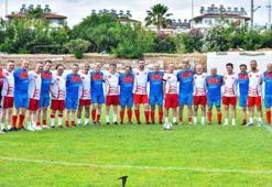 TBMM Parlamento-Meclis Futbol Takımı, Antalya şöhretler karmasıyla dostluk maçı yaptı