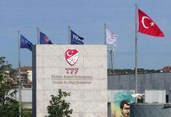 Bakan Bak ve TFF'den Beşiktaş'a tebrik mesajı