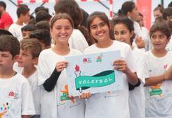 Depremzede öğrencilere yönelik ücretsiz 'BtcTurk Spor Okulları' açıldı