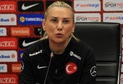 Necla Güngör Kıragası: Azerbaycan ile oynayacağımız bu iki karşılaşma çok kritik bir önem taşıyor