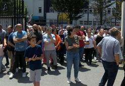 LGS'den çıkan çocuklarını alkışlarla karşıladılar