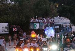 Süper Lig'e yükselen Bodrum FK, şampiyonluğu taraftarlarıyla kutladı