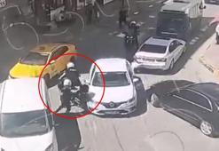 Sürücüsünün ‘Dur’ ihtarına uymadığı otomobilin çarptığı polis yaralandı; olay kamerada