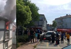 Evde çıkan yangında mahsur kalan 1’i çocuk, 3 kişiyi itfaiye kurtardı