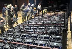 Cemal Reşit Rey'deki mezuniyet töreninde, dev LED ekran sahnedekilerin üzerine devrildi: 6 yaralı