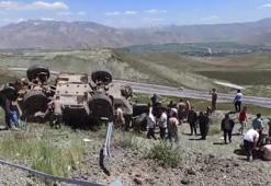 Van'da askeri araç devrildi: 4 yaralı