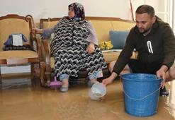 Ankara'da selden etkilenen evlerde temizlik çalışması