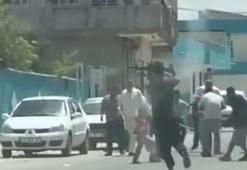 Şanlıurfa'da,1 kişinin yaralandığı silahlı komşu kavgası kamerada