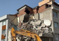 Üsküdar'da bayram öncesi evsiz bırakan yıkım; bina boşaltılarak mühürlendi