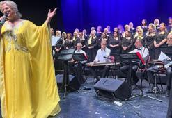 Otizm Anneler Korosu'ndan 'hüzünsüz şarkı' konseri