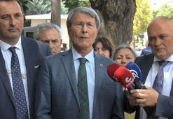 Yusuf Halaçoğlu, Kutlu Parti'nin kuruluş dilekçesini İçişleri Bakanlığı'na teslim etti