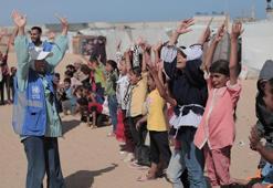 Gazzeli çocuklar bayramın ilk gününde oyunlar oynadı