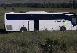 Sivas’ta otobüs yoldan çıktı: 21 yaralı
