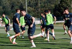 Fenerbahçe'de Djiku ve Osayi-Samuel kampa katıldı