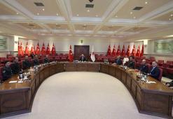 Bakan Güler, Kara Kuvvetleri Komutanı Bayraktaroğlu ve personelini kabul etti