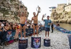 Red Bull Cliff Diving Dünya Serisi’nde İtalya etabının kazananları belli oldu
