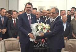 Bakan Kurum, Özhaseki'den görevi devraldı