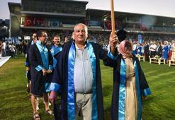 66 yaşında 6 üniversite bitirdi