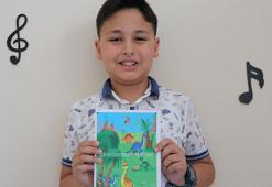 Paleontolojiye merakıyla 9 yaşında kitap yazdı; birçok bilim dalıyla ilgileniyor