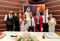 Arkadaş iki çift, aynı günde birbirlerine nikah şahidi oldu