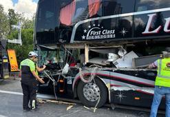 Avcılar'da zincirleme kaza: 2'si çocuk 8 yaralı