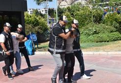 İzmir'de gümrükte rüşvet operasyonu