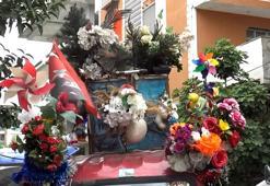 Avcılar'da atık topladığı motosikleti çiçeklerle süsledi