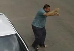 Eniştenin, eski iş ortağı kayınbiraderlerini vurup intihara kalkıştığı olay kamerada