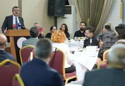 Bakan Tekin, Muharrem Ayı 'On İki İmam Orucu' iftar programına katıldı