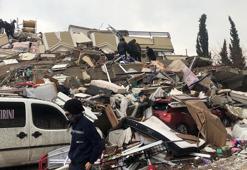 76 kişinin öldüğü binada ailesini kaybeden kadın: Bina değil puzzle yapmışlar