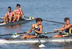 Meriç Nehri'nde, Gençler Türkiye Kürek Kupası müsabakaları başladı