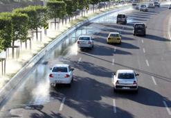 Refüjlerdeki hatalı sulamalar motosikletlilere tehlike saçıyor