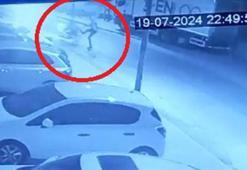 Dur ihtarına uymayan ehliyetsiz motosiklet sürücüsü polise çarpıp, yaraladı