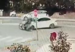 Sivas’ta bisiklet ile otomobilin çarpıştığı kaza güvenlik kamerasında