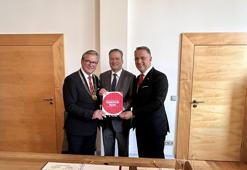 Almanya’nın Paderborn kenti ile Beylikdüzü arasında kardeş şehir protokolünün ilk etabı imzalandı